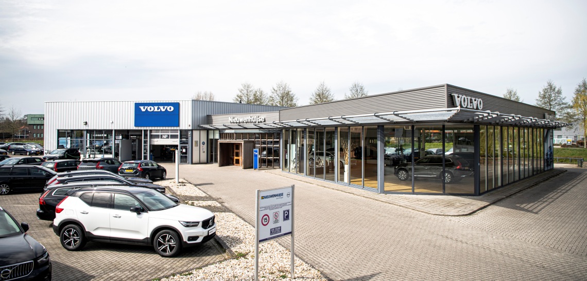 Renovatie showroom en werkplaats Volvo Nieuwenhuijse Meppel